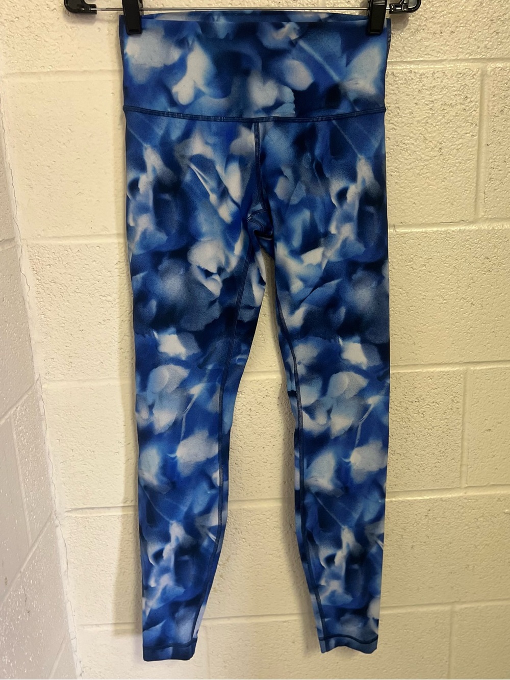 lululemon athletica Blue & White Tie-Dye Print High-Rise Leggings